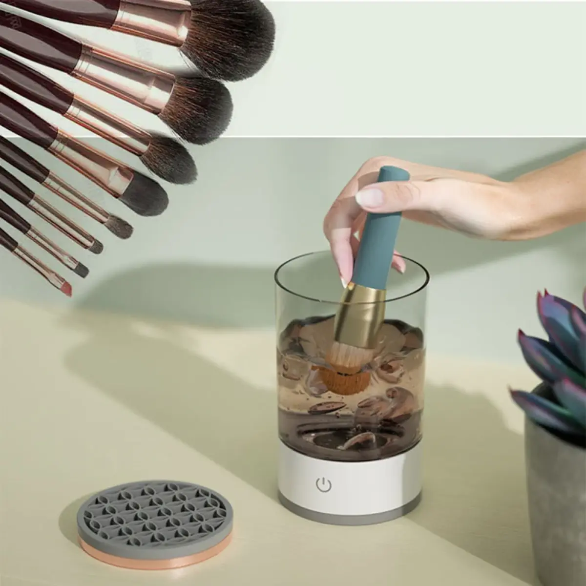 Make-up Brush Cleaner - Image 2
