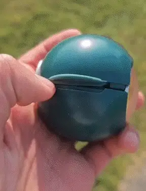 LintRollerBallgif6_480x480