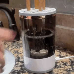 ezgif.com-webp-to-gif-converted-9-300x300